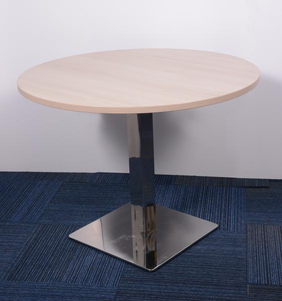 Steelcase tölgy színű kerek tárgyaló asztal - 4 főre 100 cm átmérővel króm lábbal